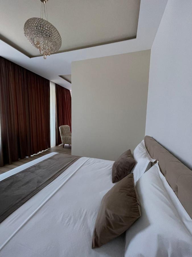 Migi Residence Дуррес Екстер'єр фото