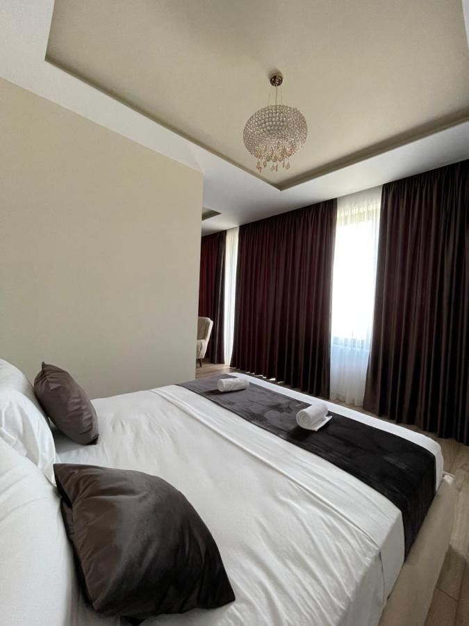 Migi Residence Дуррес Екстер'єр фото